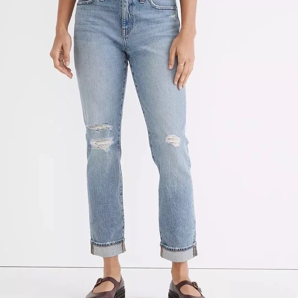 The High-Rise Slim Boyjean in Birchwood Wash - NWT - Picture 5 of 9